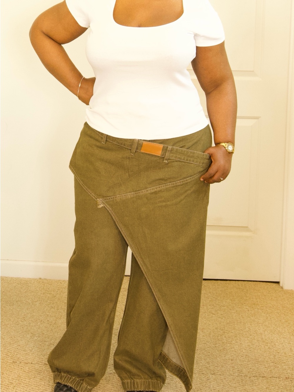 Asymmetric Olive Boyfriend Jeans for Women